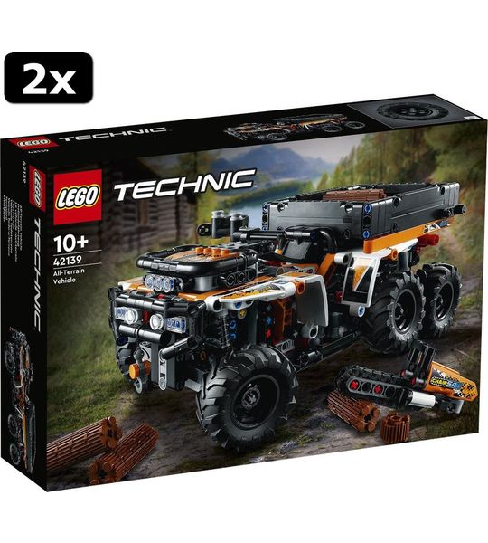 2x LEGO Technic Terreinwagen
