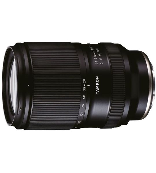 Tamron 28-300mm f/4-7.1 Di III VC VXD Sony E