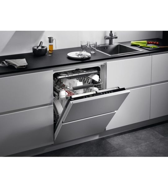 AEG FSS75747P Vaatwasser Zwart