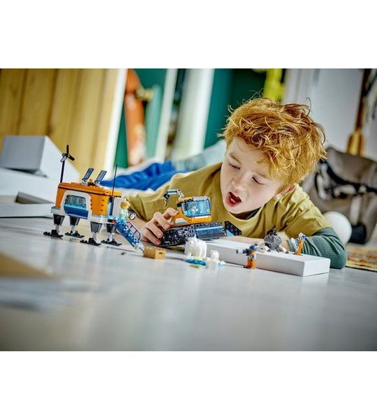 LEGO Truck en mobiel laboratorium voor poolonderzoek - 60378