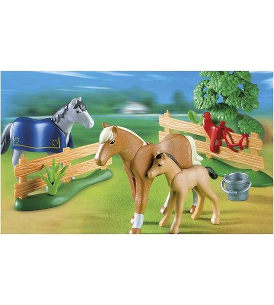 Playmobil Paardenfamilie