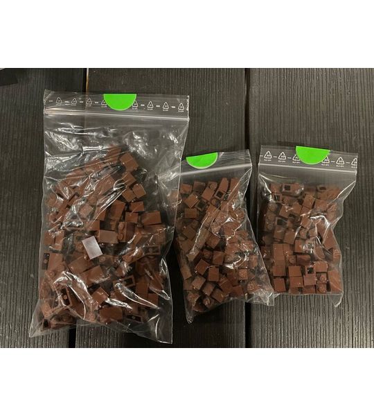 LEGO blokjes- stenen- bruin- 300 stuks- 3004-3005